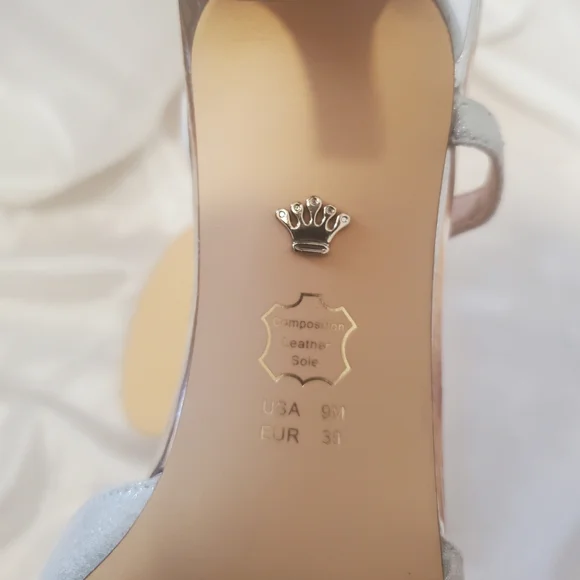 Nina New York Silver Crystal Heels 9 - Picture 6 of 9